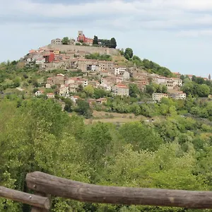 3* Gostinjska kuća Fenix
